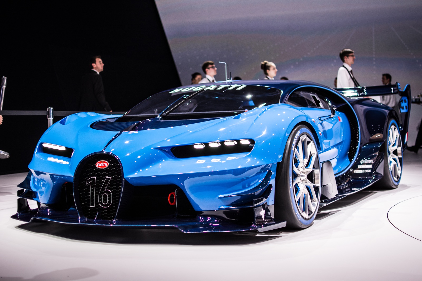 Bugatti Vision Gran Turismo Versi Asli Akhirnya Muncul Di Frankfurt