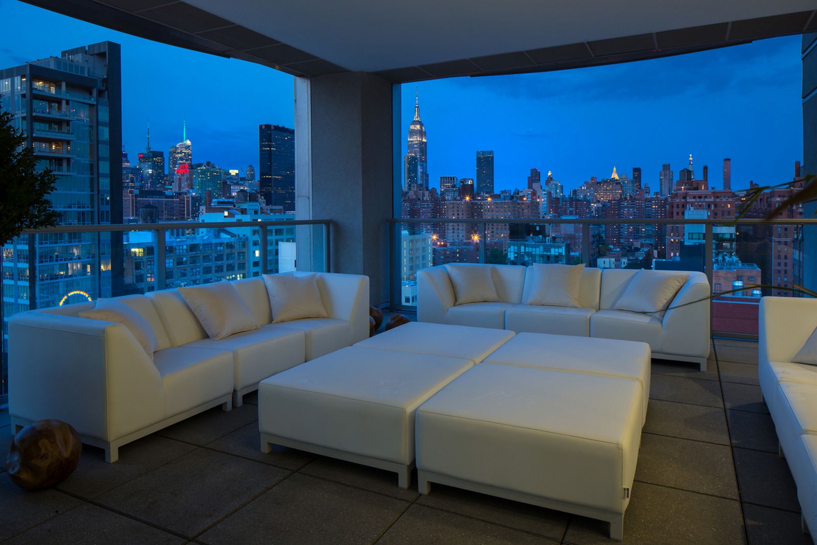 Stunning $20 Million New York City Apartment Is Mesmorising - GTspirit
