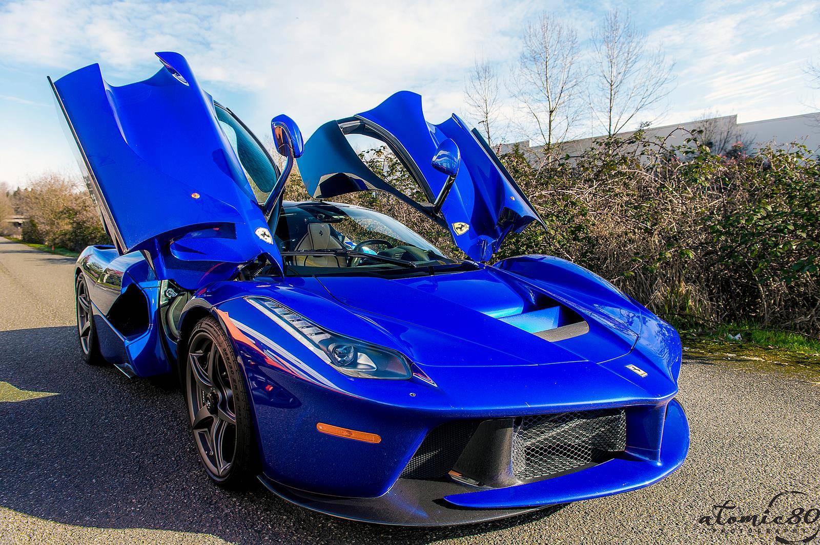 Stunning Blue Ferrari LaFerrari in Washington!   GTspirit