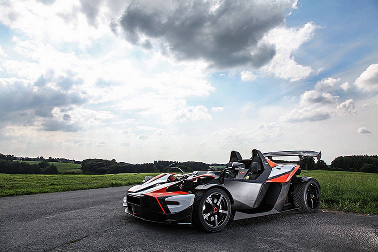 Dominate Your Next Track Day With This KTM X-Bow Comp R | Carscoops
