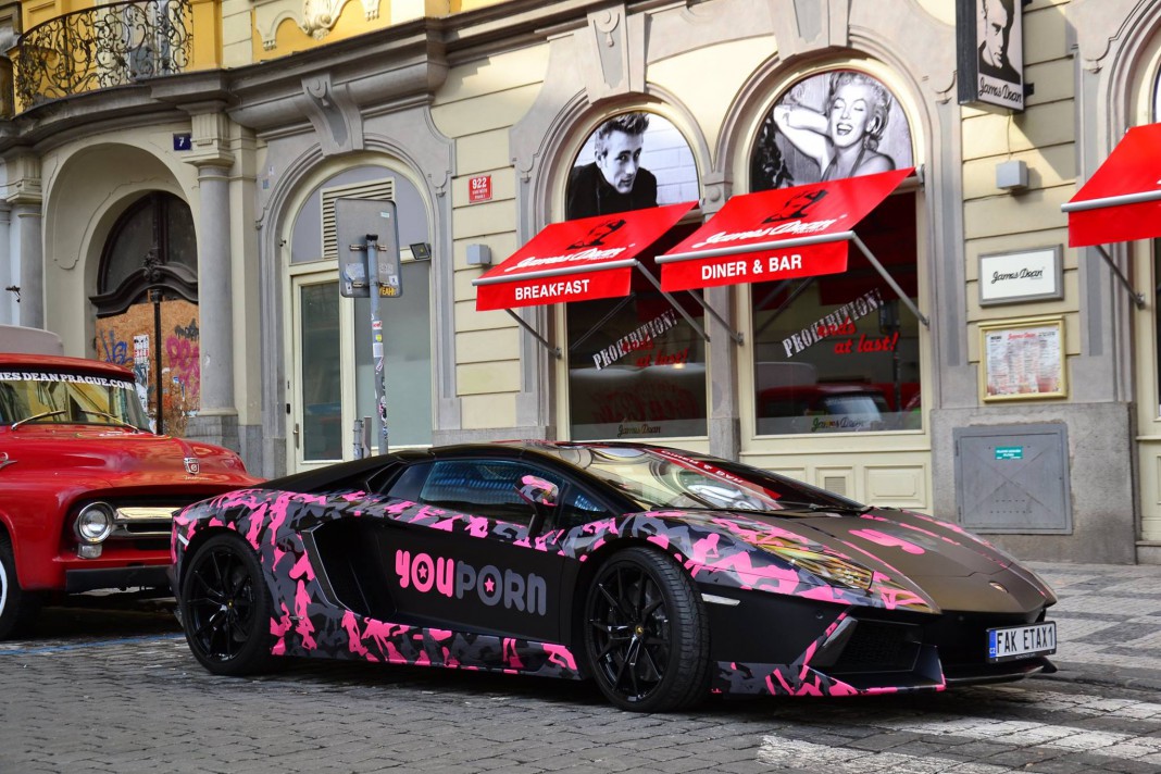 Crazy YouPorn Wrapped Lamborghini Aventador in Czech ...