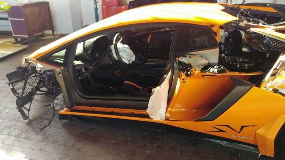 Lamborghini-Aventador-SV-crash-4.jpg