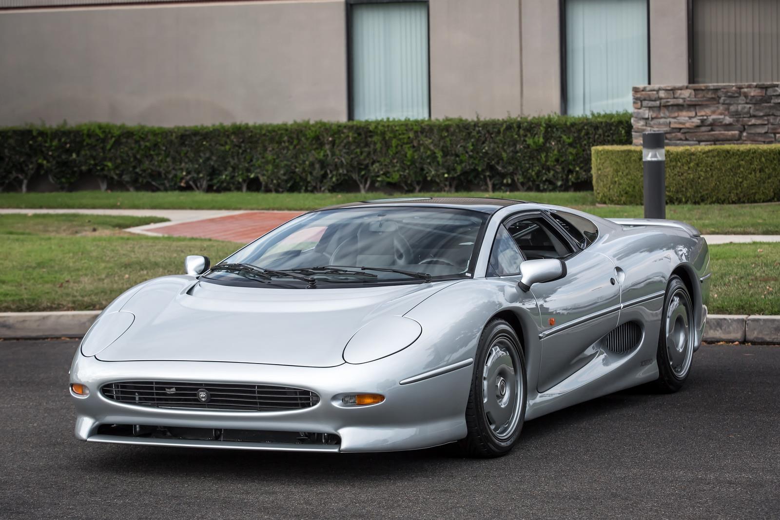 Rare Left Hand Drive Jaguar XJ220  For Sale in the US 