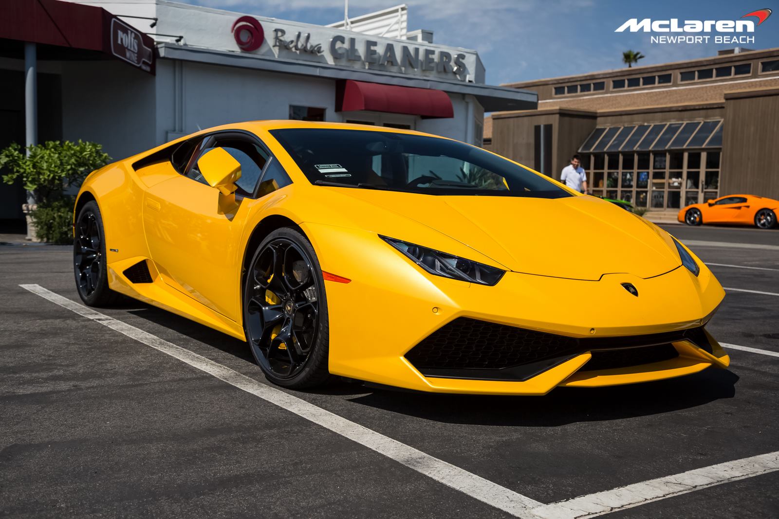 McLaren and Lamborghini Newport Beach Joint Supercar Drive - GTspirit