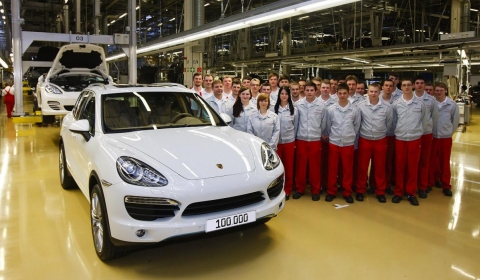 2010 Porsche Cayenne Reaches 100,000 Units