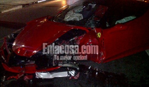 Ferrari 458 Italia Wrecked in Dominican Republic