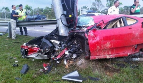 Car Crash Ferrari F430 Wrecked in Klia Malaysia