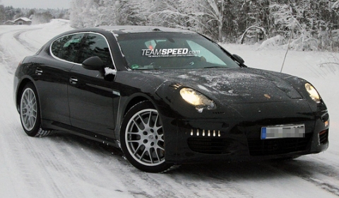 Spyshots Porsche Panamera Facelift Winter Testing