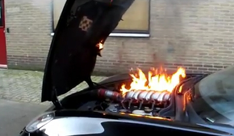 Video Corvette C6 Z06 Engine Catches Fire