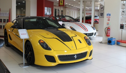Video Maranello Ferrari Dealership in Egham