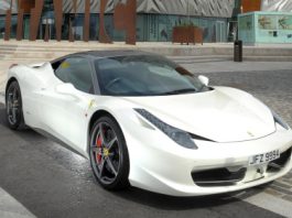 Ferrari Owners' Clubs Gather in Belfast for Titanic Tour