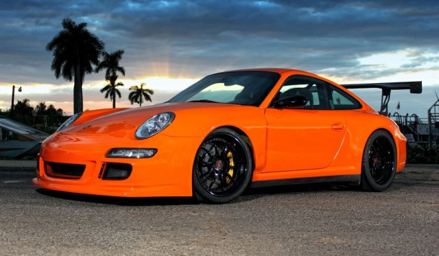 Orange Porsche 911 GT3 RS with 19 inch R10 Strasse Forged Wheels