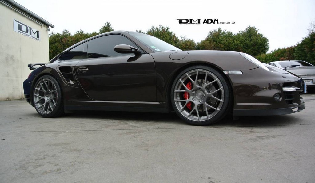 Porsche 997 911 Turbo and ADV7.1 Forged Wheels