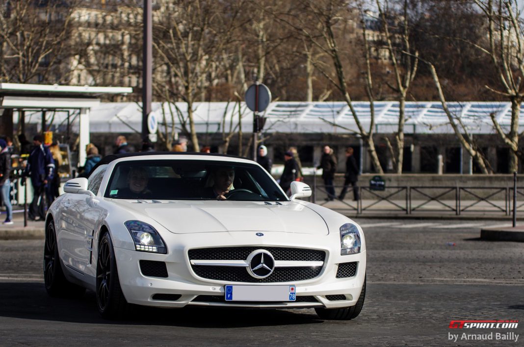 Supercars of Paris via Arnaud Bailly Photography