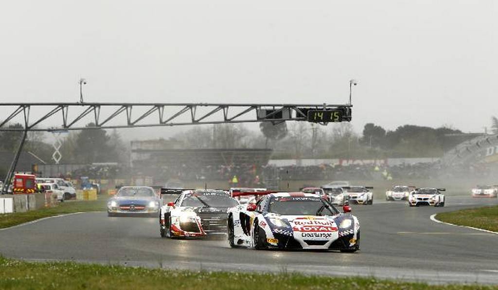 McLaren MP4-12C GT3 Kicks off 2013 With French Victory