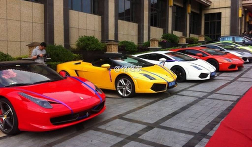 Chinese Wedding Completed With 60 Million Yuan Worth of Supercars