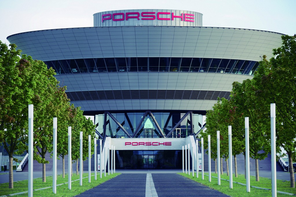 Porsche Resumes Leipzig Production After Flood Delays