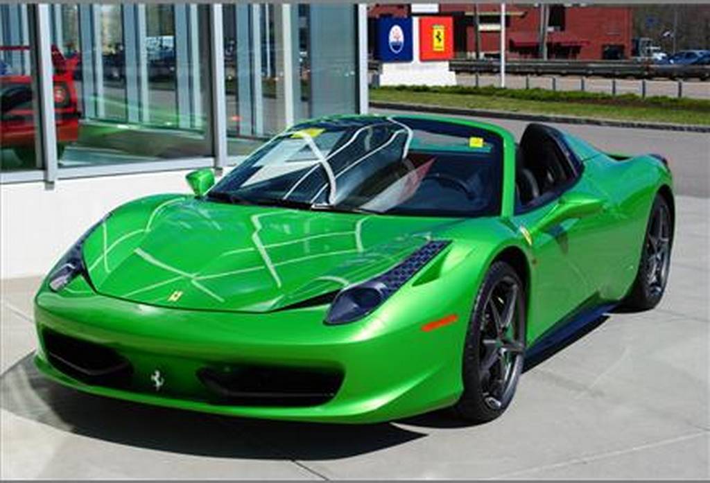 For Sale: Verde-Kers-Lucido Green 2012 Ferrari 458 Italia
