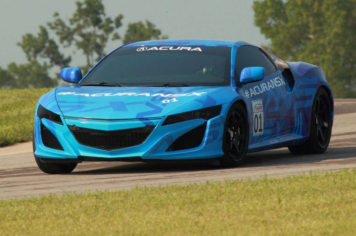 2015 Acura NSX Previewed on Track