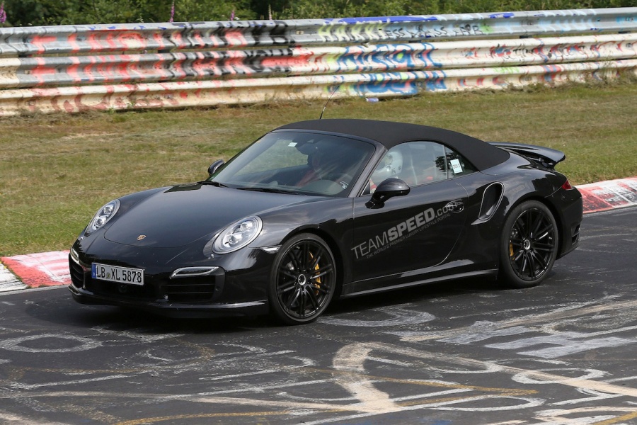 Spyshots: Camo-Less 2014 Porsche 911 Turbo Cabriolet at the 'Ring