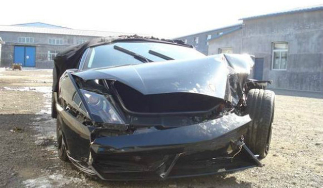 Another Chinese Lamborghini Gallardo Destroyed