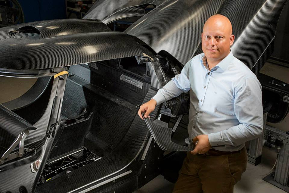 See the Koenigsegg One:1's Carbon Fiber Shell