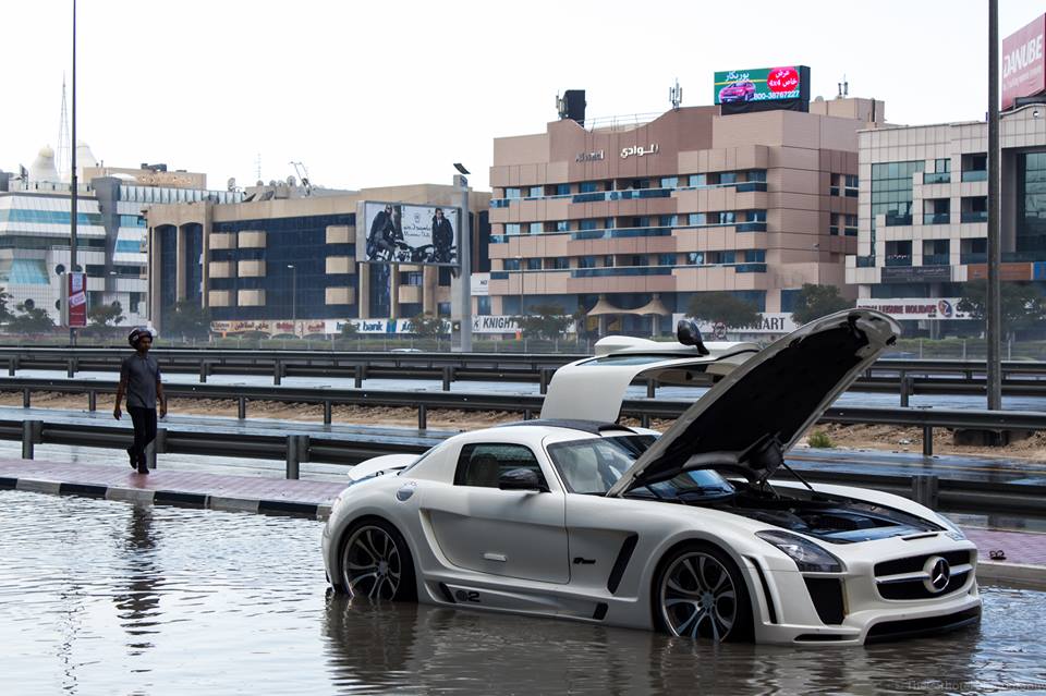 Mercedes-Benz SLS AMG Gullstream by FAB Design Trapped in Dubai Flood Waters