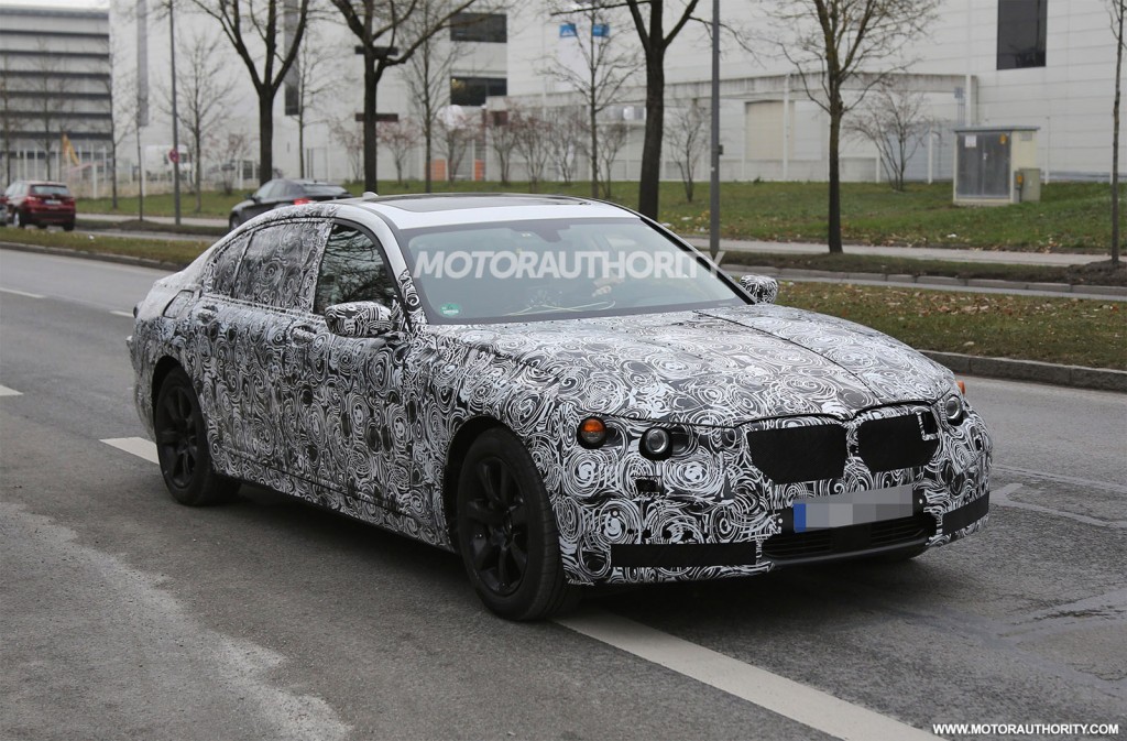 2016 BMW 7-Series Snapped for the First Time