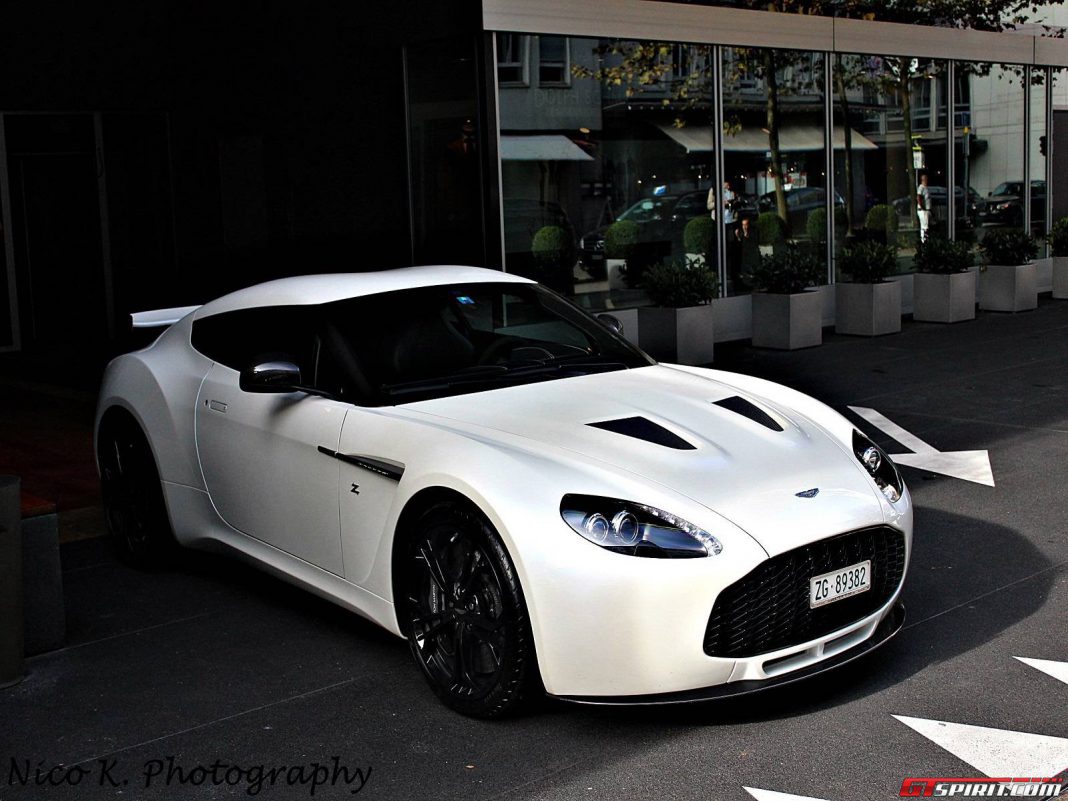 White Aston Martin V12 Zagato