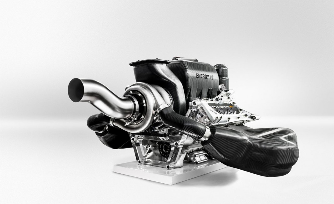 FIA opens up 2016 in-season engine development