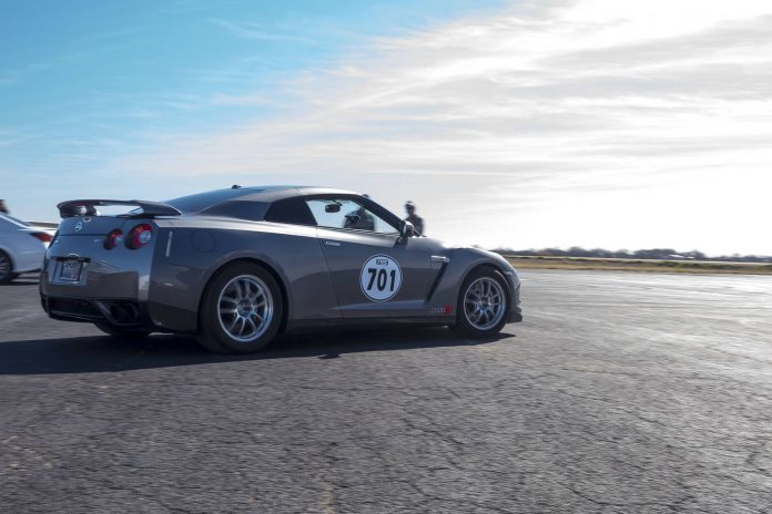 Awesome Nissan GT-R Alpha 16 Sprints Down 1/4 Mile in 8.11 Seconds