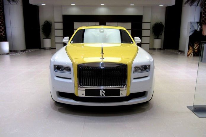 Rolls-Royce Ghost in English White and Semaphore Yellow
