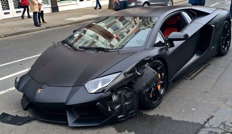 Black Lamborghini Aventador Crashes in London