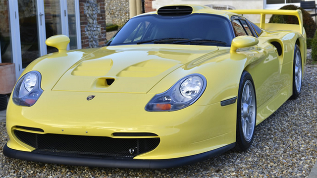 Exceptionally Rare 1998 Porsche GT1 Evo Strassenversion For Sale