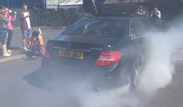 Video: Crazy Mercedes-Benz C63 AMG Burnout!