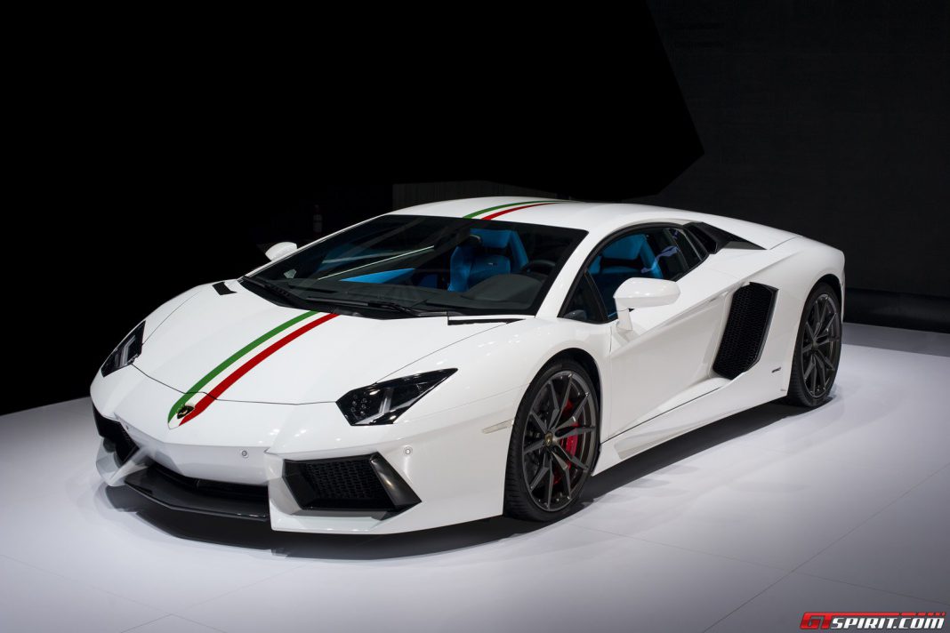 Official: Lamborghini Aventador Nazionale
