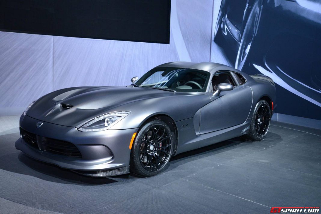 New York: Time Attack SRT Viper GTS Anodized Carbon Special Edition