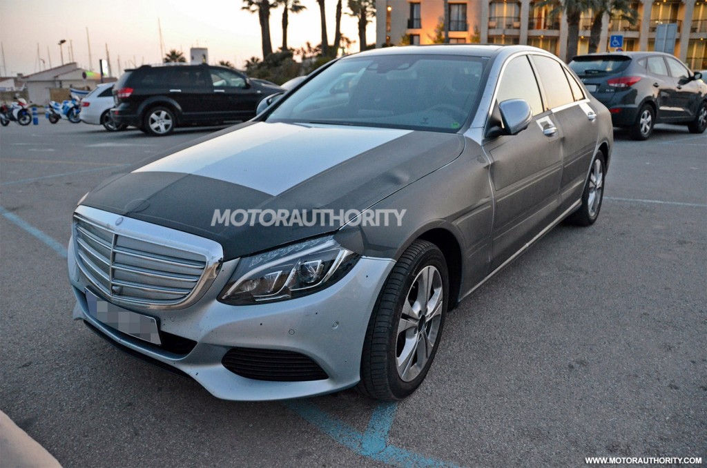 2016 Mercedes-Benz C-Class Plug-In Hybrid Snapped