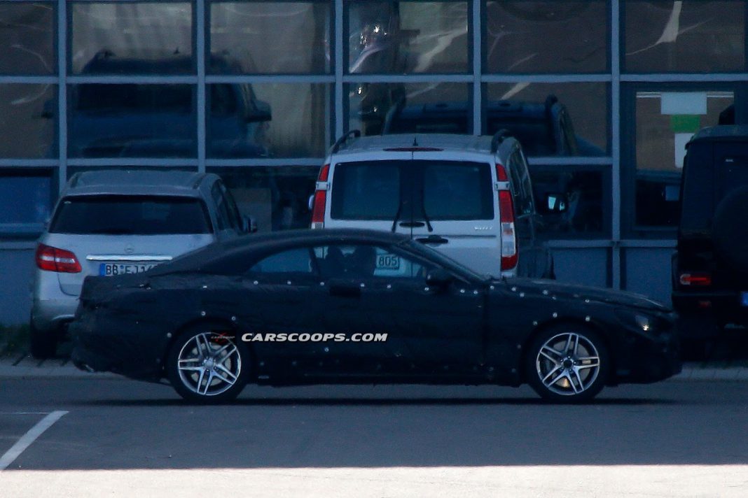 Mercedes-Benz S-Class Convertible Spied Testing