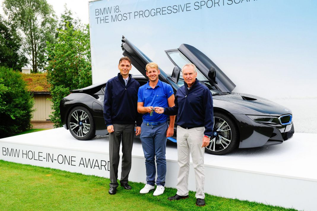 Golfer Rewarded BMW i8 After Hole-in-One