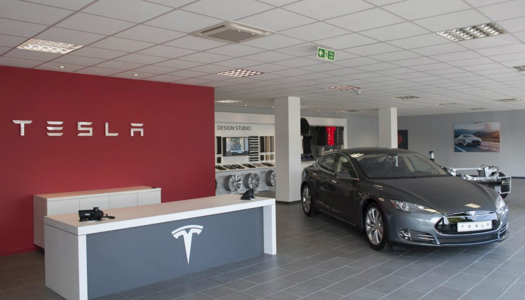 Tesla Opens Second Dealership in U.K