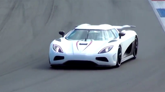Video: Matte White Koenigsegg Agera R on Track!