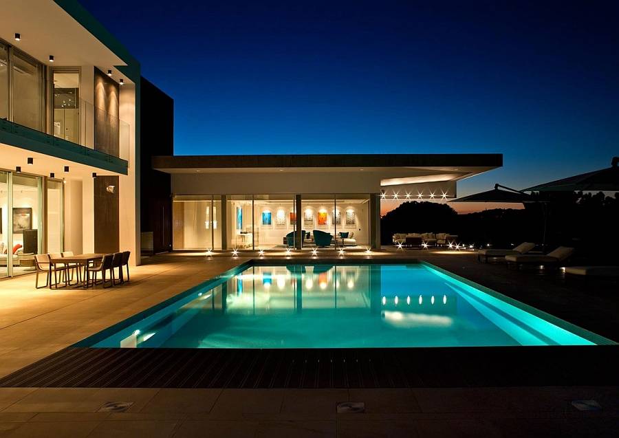 Extravagant Quinta Villa in Portugal by Tollgard Design Group