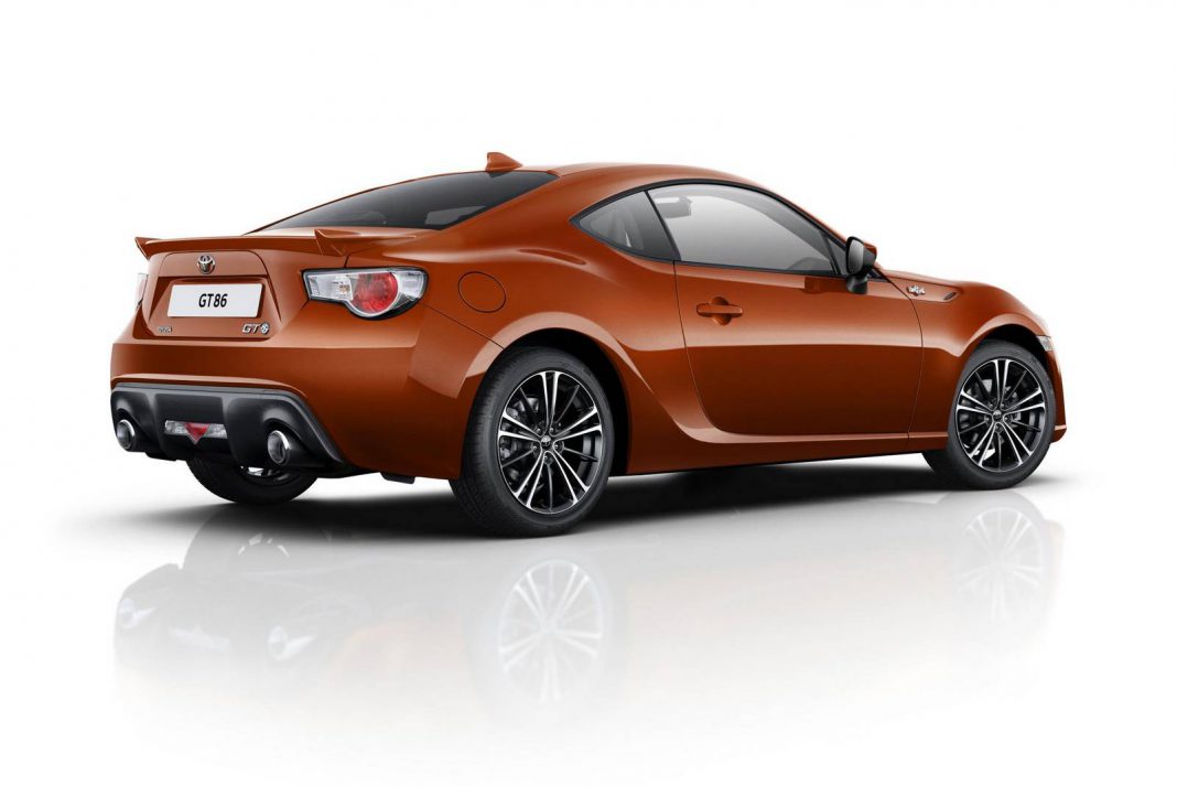 Official: 2015 Toyota GT86