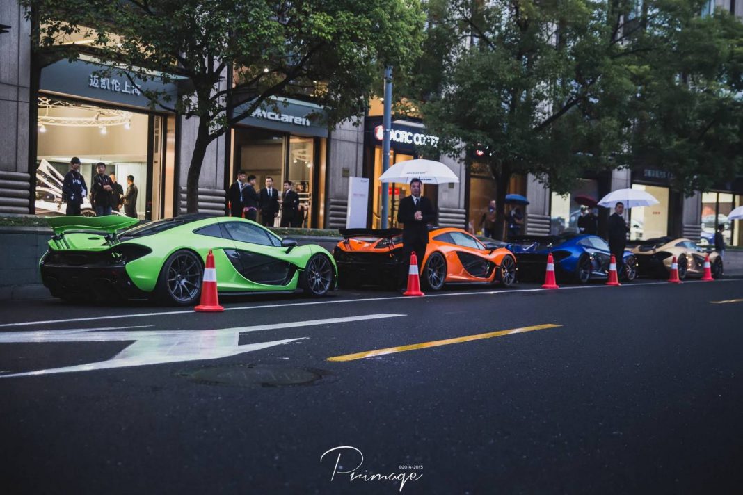 Four McLaren P1s Spotted in China