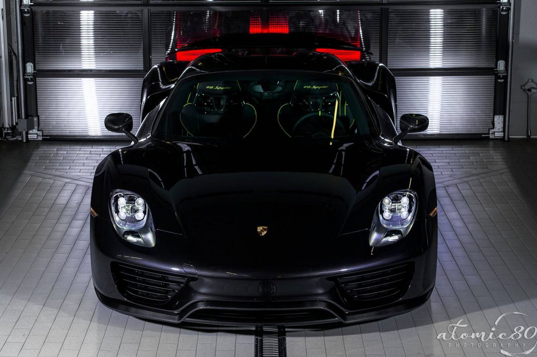 Black Porsche 918 Spyder Weissach Edition