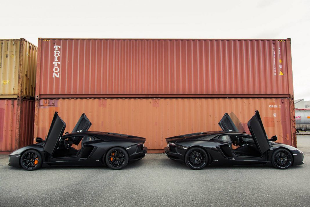 Nero Lamborghini Aventador Duo