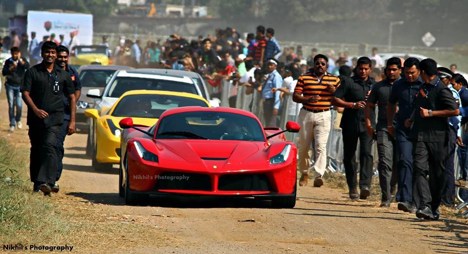 First LaFerrari in India Gets Celebrity-Like Attention!