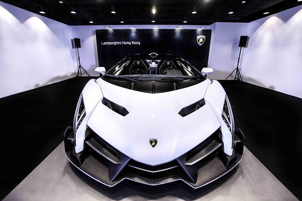 Lamborghini Hong Kong Reveals New Veneno Roadster