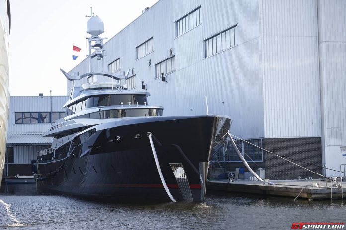 Valentine's Special: Feadship Launches New Superyacht 'Kiss'